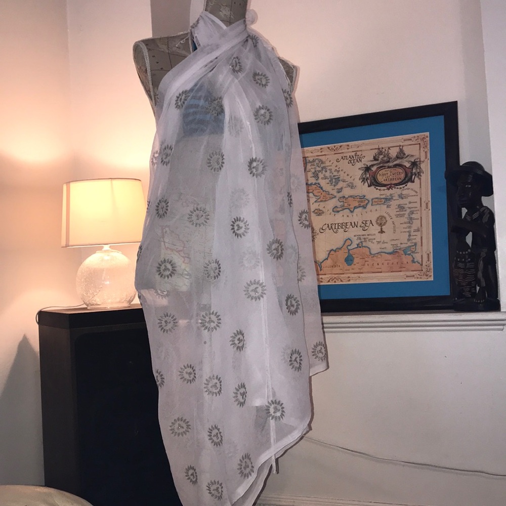 BNWOT Beach Coverup/Sarong